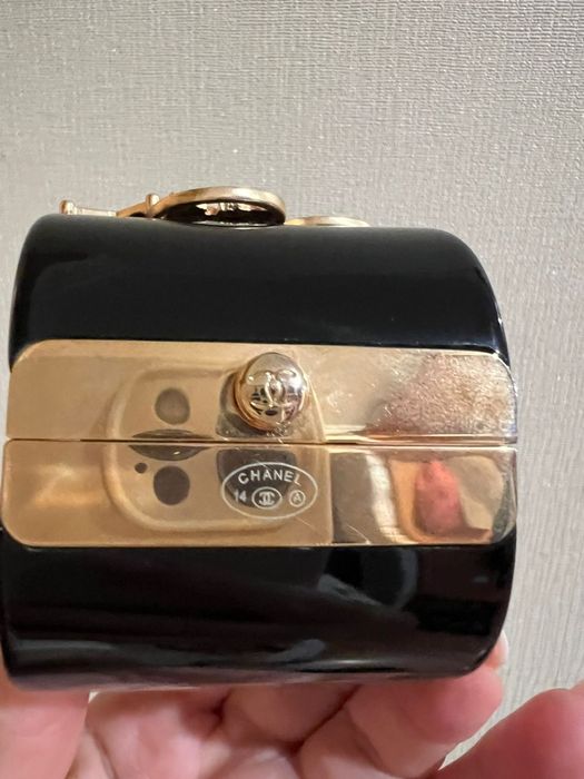 Браслет chanel  .