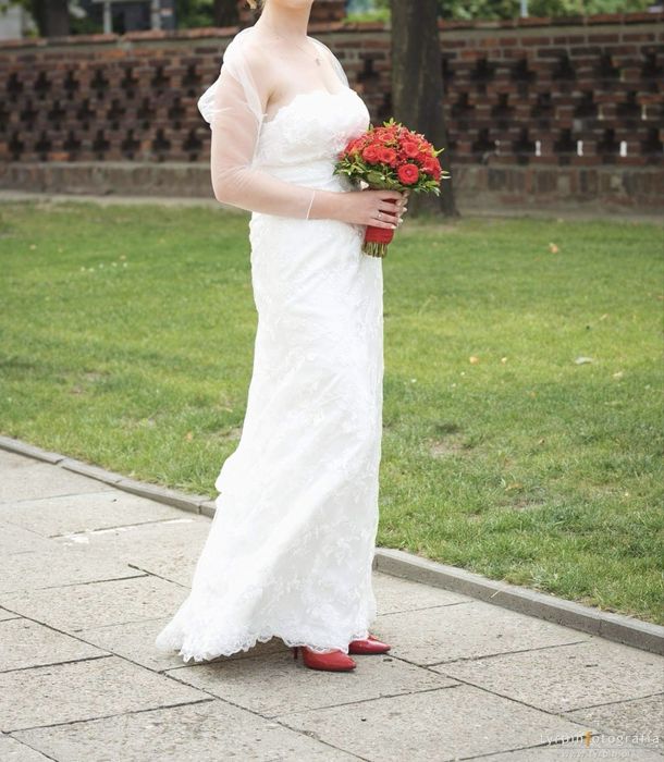 Suknia slubna koronka