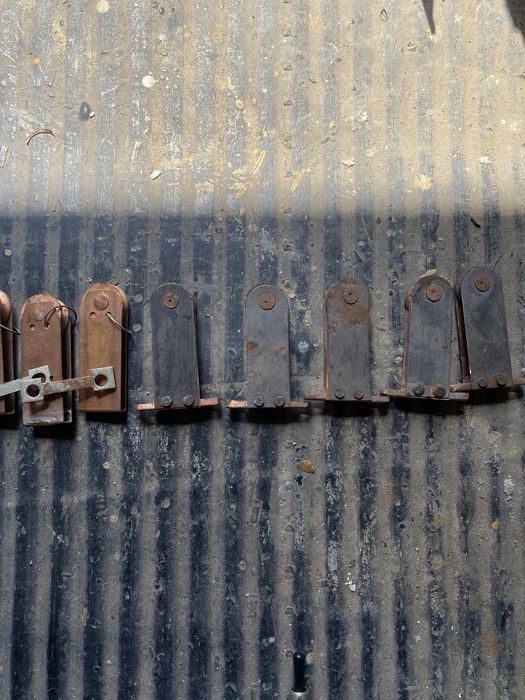 разрядник , изолятор иос 35 ,ввода 35 , транфоматор Ном 10 , ТВ-35…..