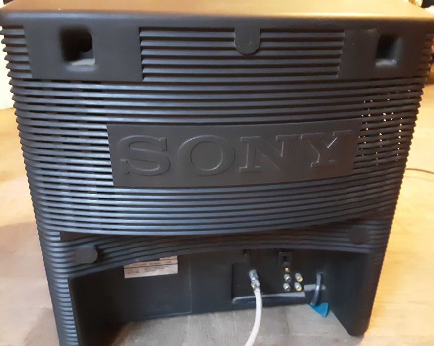 Телевизор цветной SONY TRINITRON KV G21M2 рабочий