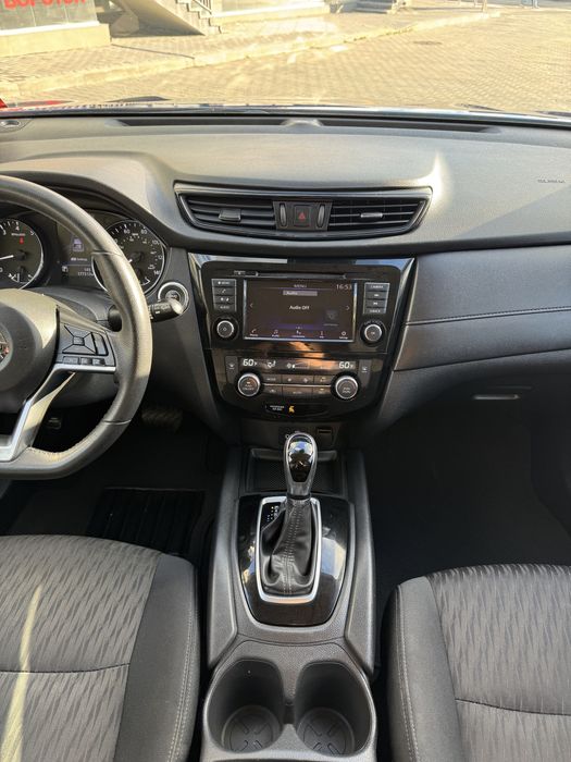 Nissan Rogue SV AWD