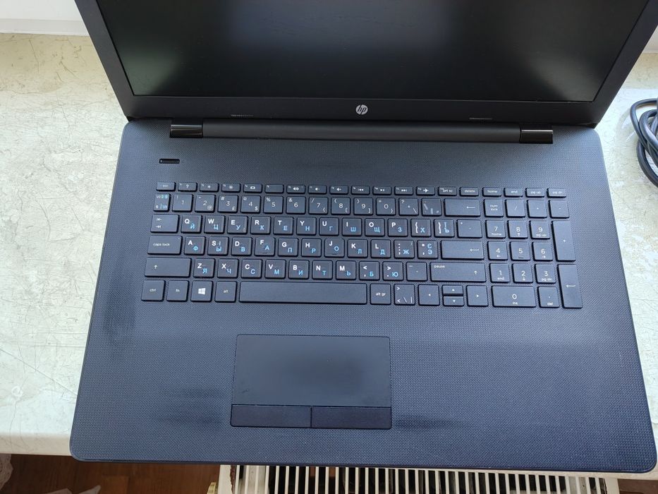 HP 17-ak017no AMD E2-9000E 2,0GHz 4Gb 120GB SSD Radeon R2 НОВА АКБ
