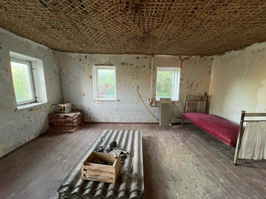 Продається будинок в м. Сквира.