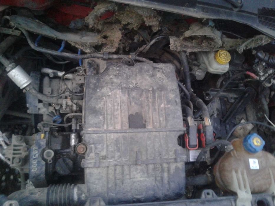 Fiat Grande Punto 1.4 8V benzyna Drzwi Klapa Zderzak Szyba Maska Lampa