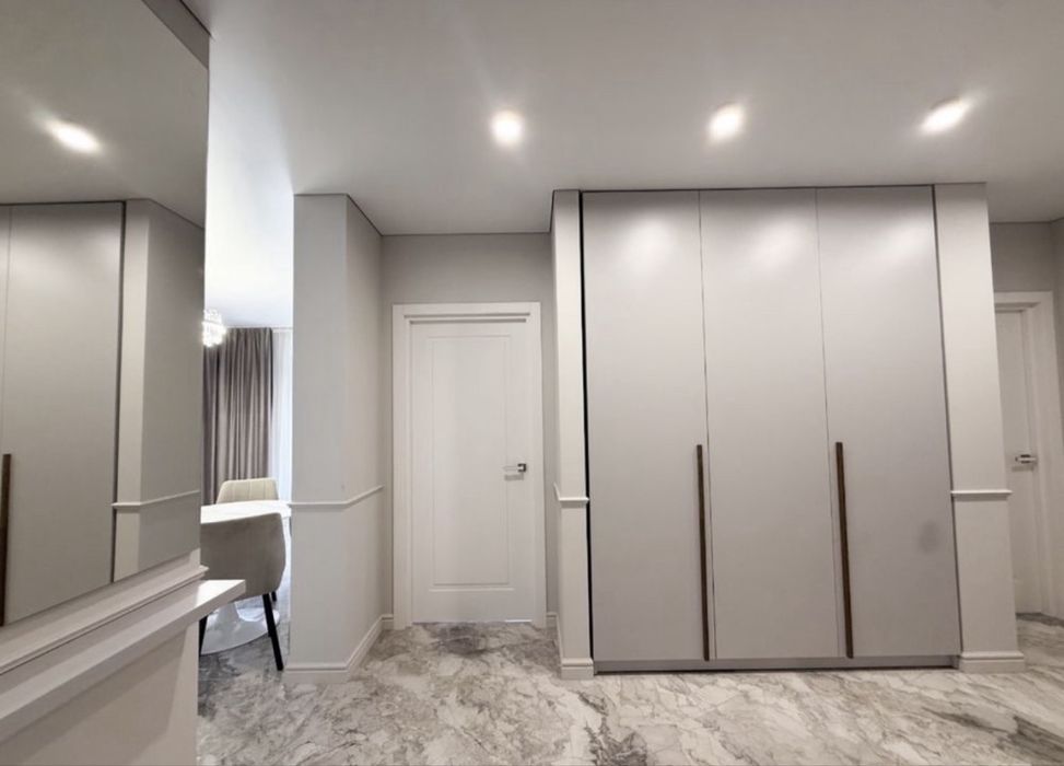 Продаж 2к квартири ЖК Радіщева/Набережна/Боздош/з ремонтом