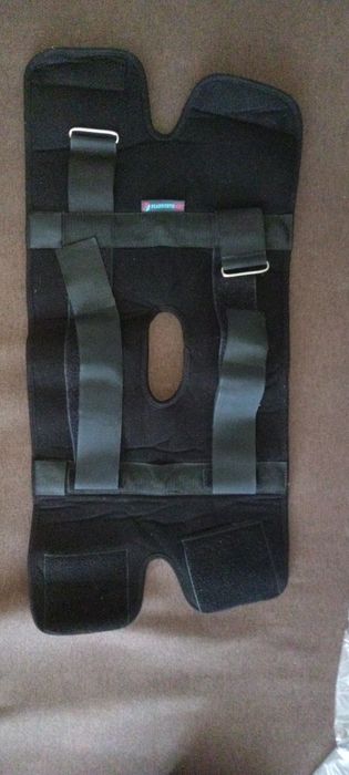 Ортез наколенный
