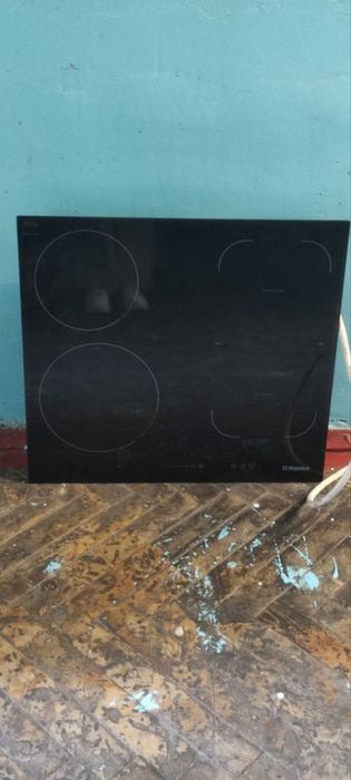 Продам рабочую Индукционную электропанель фирмы Hansa