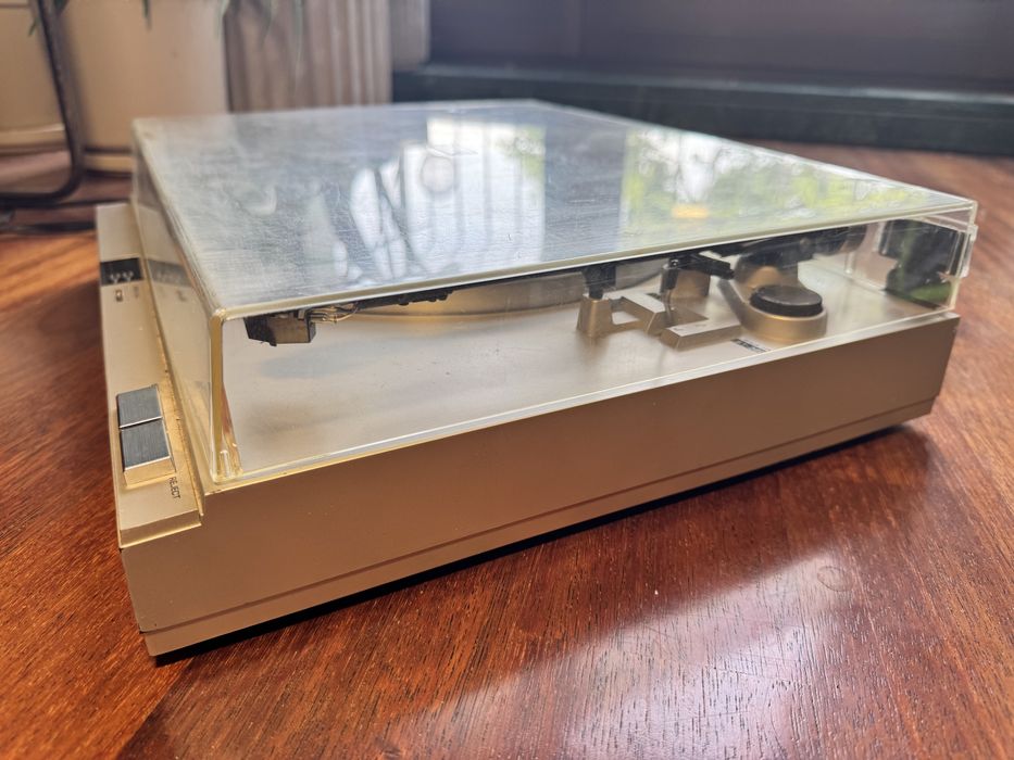 Gramofon Fisher MT-125 semi automatic igła ST-38D