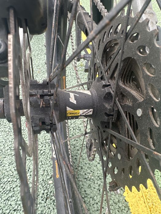 Bicicleta downhill/enduro Gt force