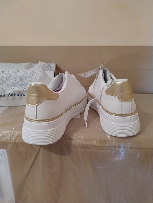 Nowe przepiękne adidasy damskie firmy Potocki rozm 40