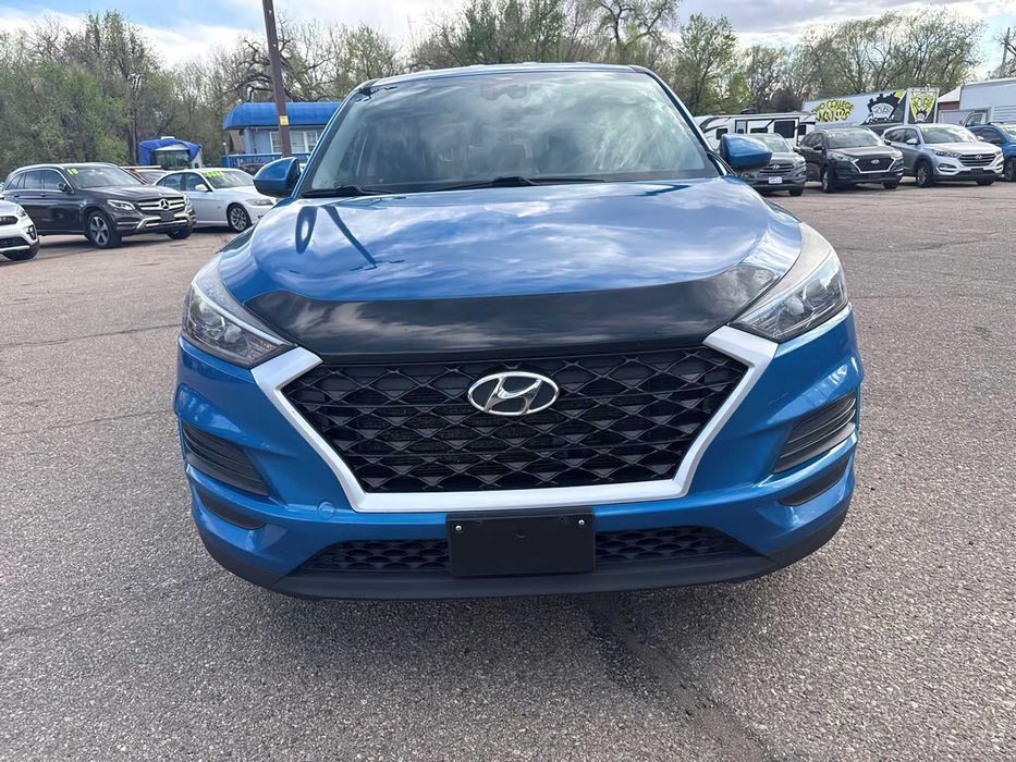 Hyundai Tucson SE      2019