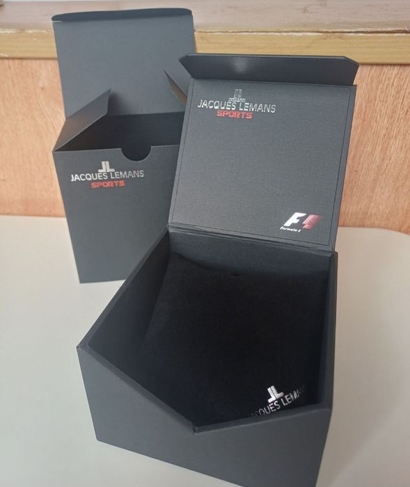 Футляр для годинника JACQUES LEMANS
Фото 2,3 ПР