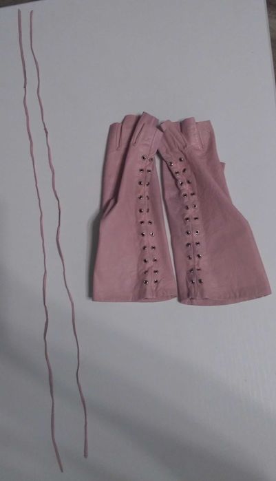 Женские перчатки митенки межсезонные без подкладки светло розовые,