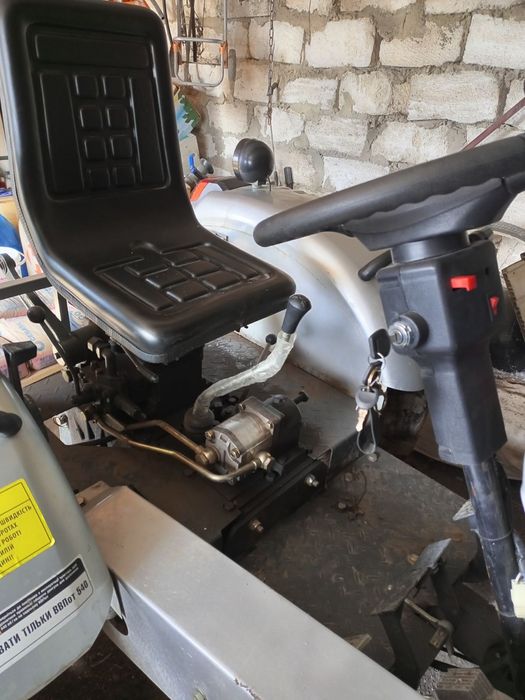 Продам новий мінітрактор  Скаут T-220