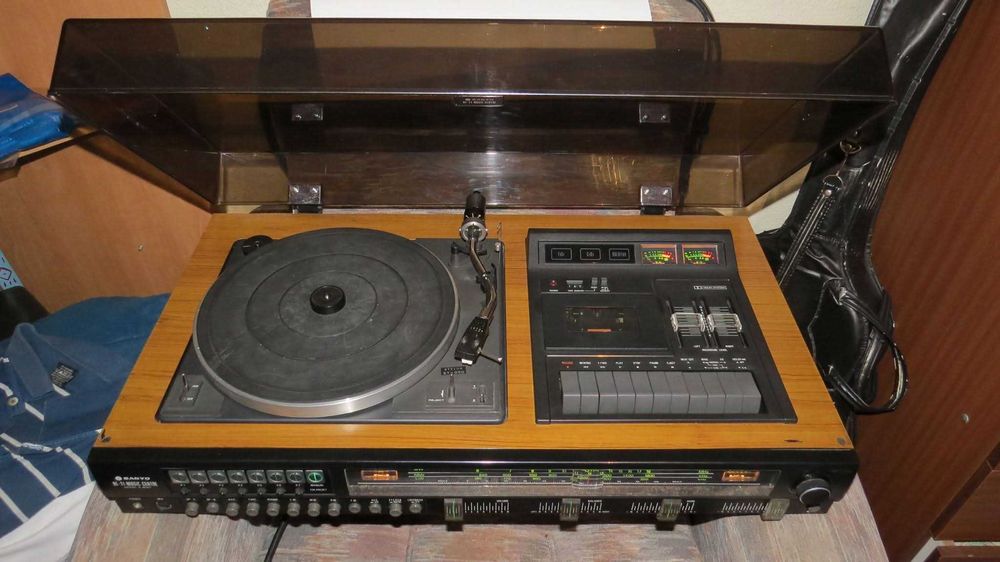 Giradiscos Conion