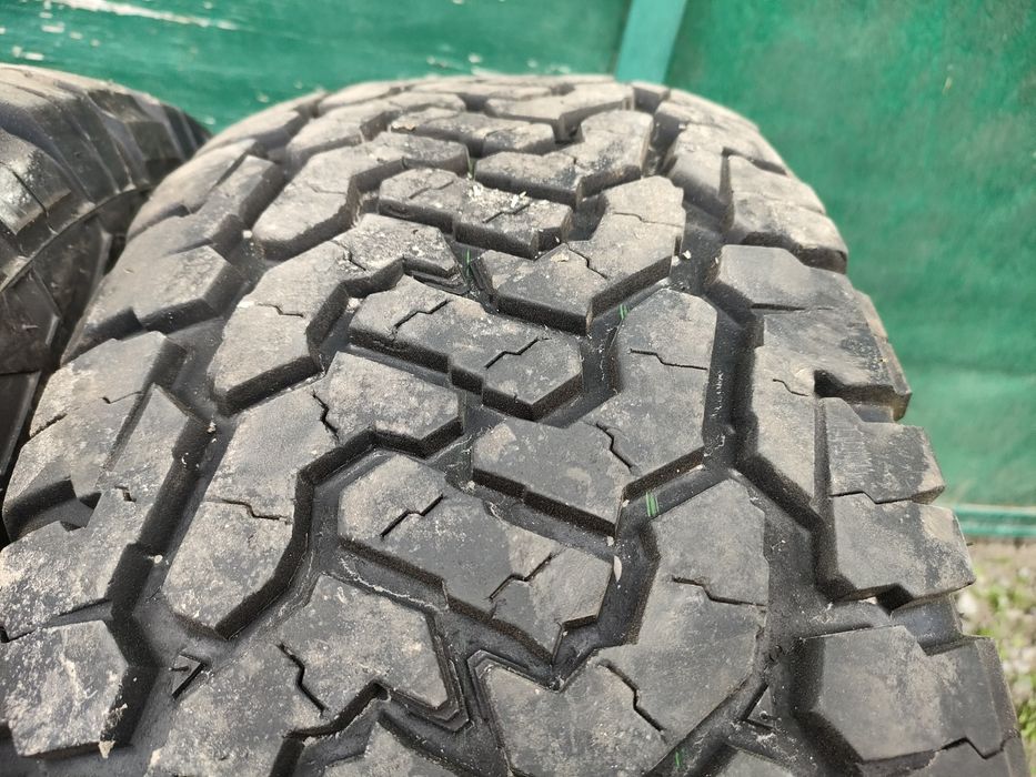 Шини  RA1100  265/75/R16
