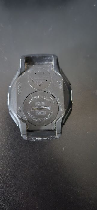 Годинник армані вживаний