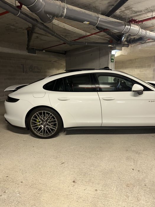 Porsche Panamera — fotografia 8
