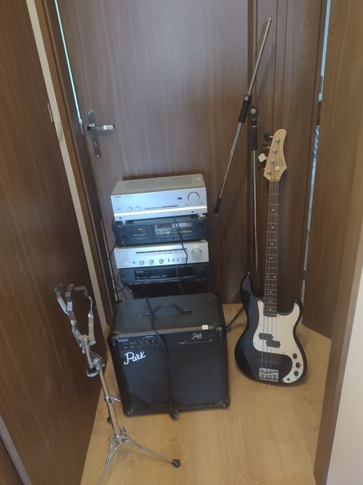 Gitara basowa hohner