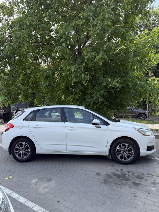 Citroën C4 • 1.6 бензин • автомат