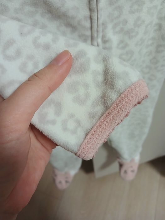 Флісовий чоловічок carter's 6місяців