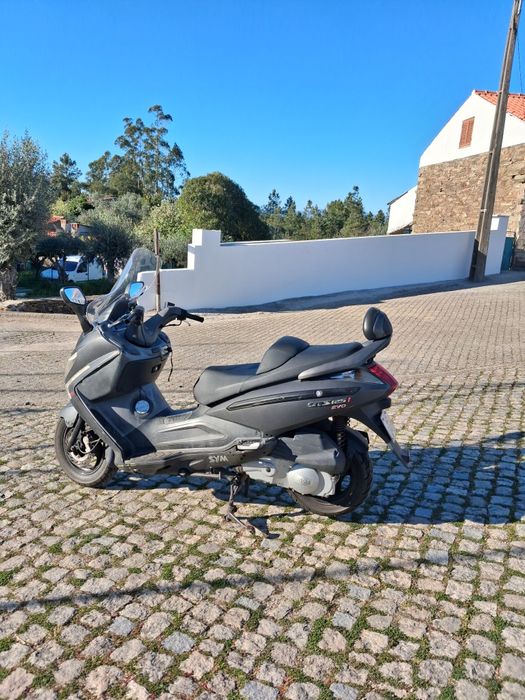 Scooter Sym GTS 125i