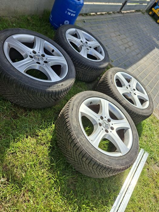 Felgi z oponami 17 cali Mercedes 5x112
