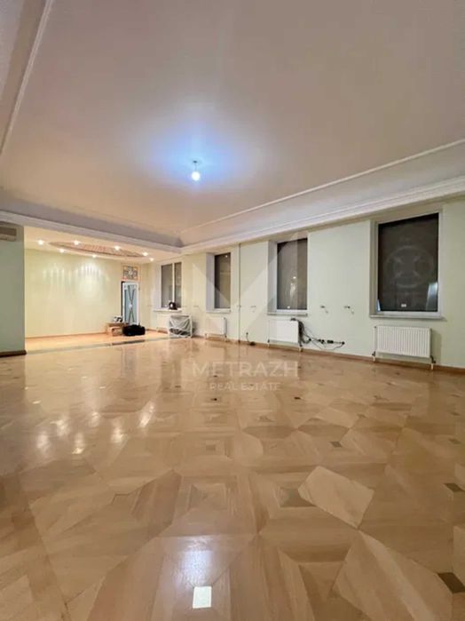 Продам 5 к. квартиру 206 м2 Деревянко Павлово Поле метро 23 Августа