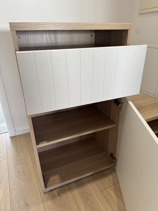 Móvel IKEA BESTÅ / SUTTERVIKEN – branco e efeito carvalho