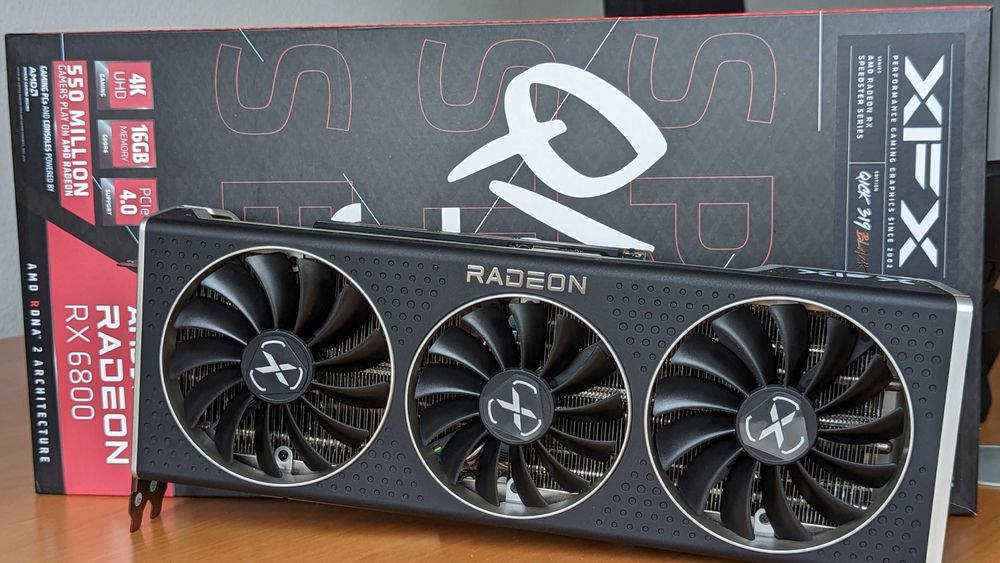 Placa Gráfica AMD Radeon RX 6800 16GB XFX QICK319