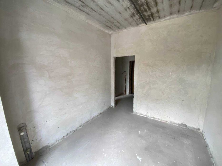 Продам фасадне приміщення Гатне вул Інститутська 47 ЖК Спутнік-Теремки