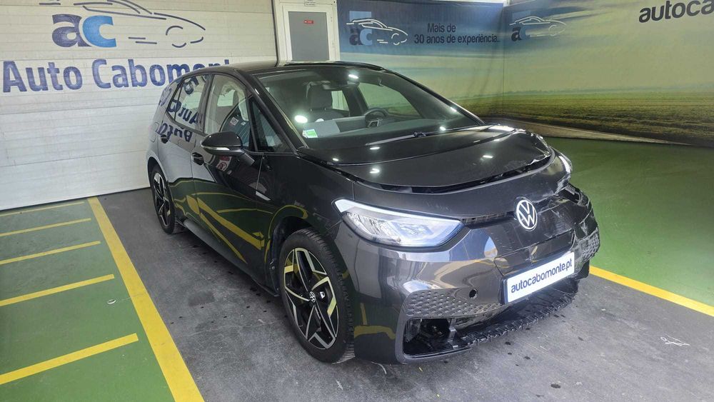 Volkswagen ID.3 150 cv PURE  -  Salvado