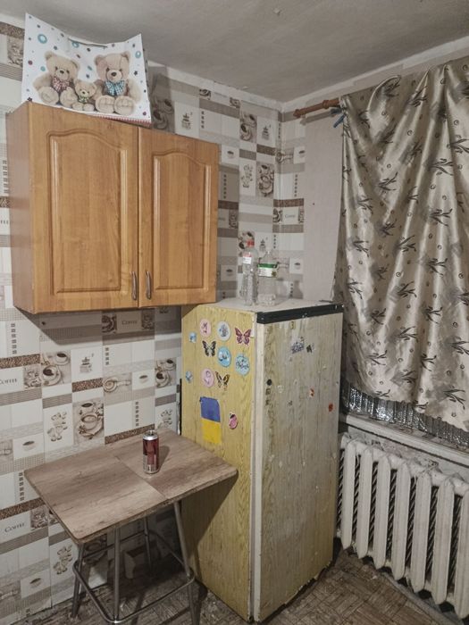 Здається кімната з 5 червня  в гуртожитку пл.Домнобудівників 2/2.