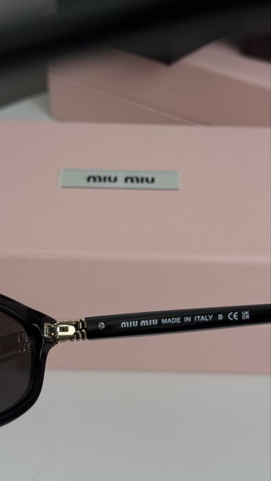 Окуляри сонцезахисні міу жіночі нова форма 2026