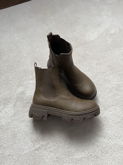 Челсі жіночі 37р