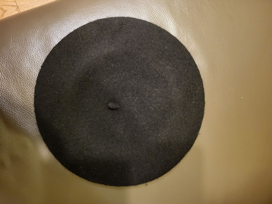 Nowy beret wełna czarny Zara stylowy klasyczny