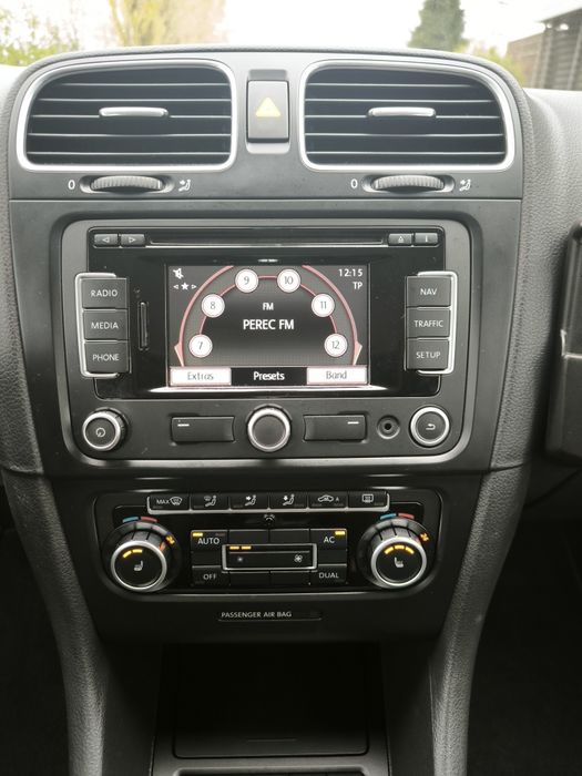 Volkswagen Golf VI