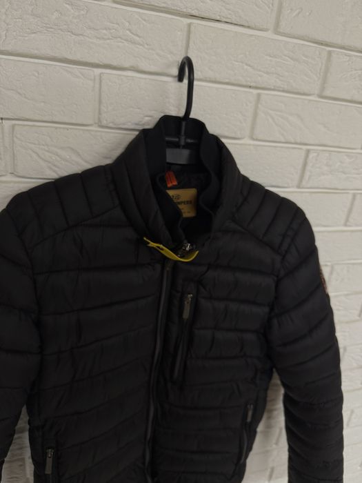 Parajumpers пуховик S розміру у чкдовому стані 1:1