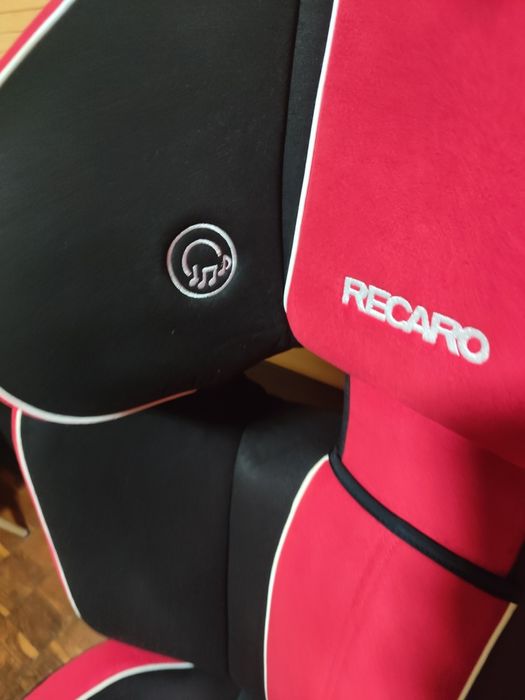 Автокрісло Recaro Monza Nova