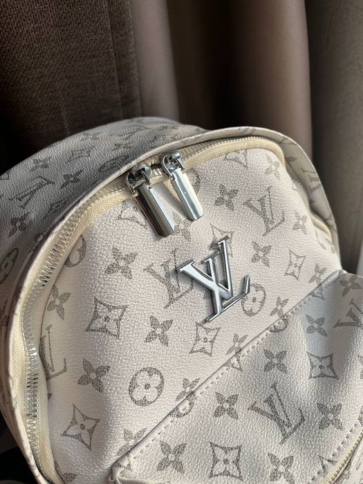 Рюкзак lv жіночий