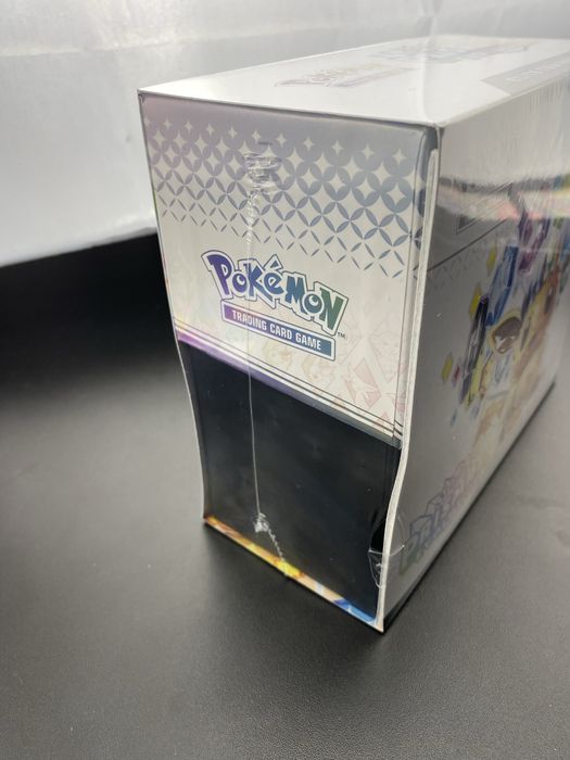 Pokemon Prismatic Evolutions ETB Elite Trainer Box Sealed