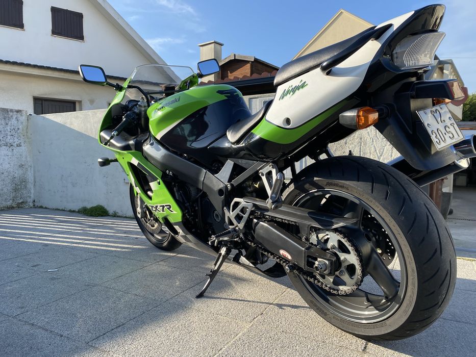 Kawasaki zx7R (ultima edição - 2001) Como NOVA