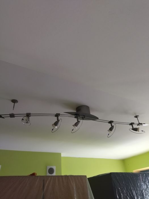 Lampa sufitowa halogenki