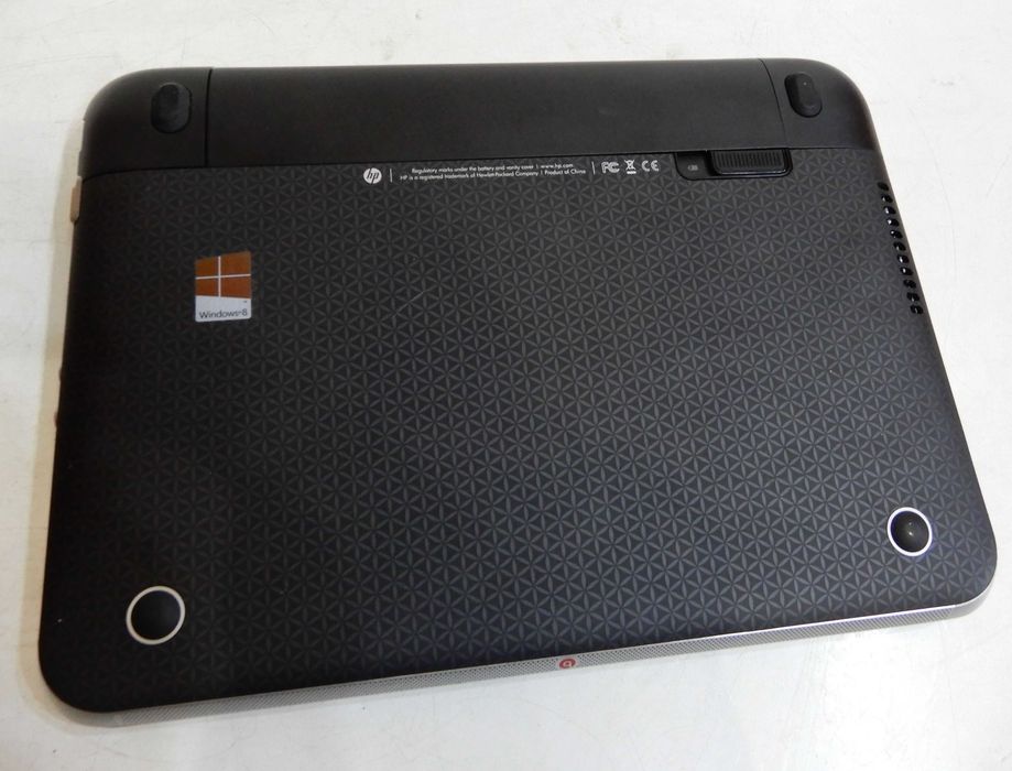 HP PAVILION dm1  Win 10