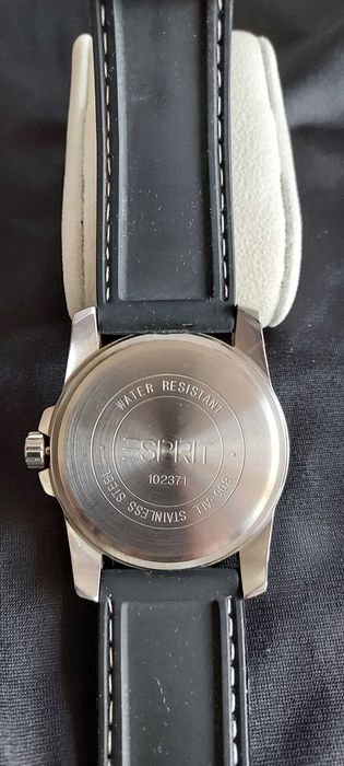 Relógio de movimento quartz moderno