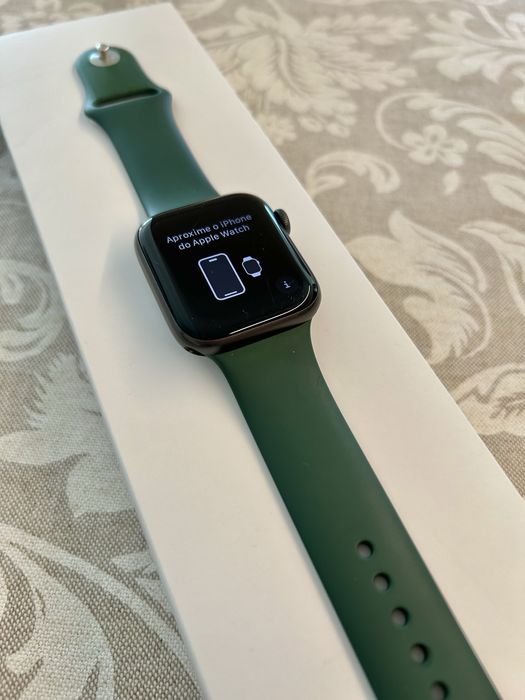 Apple Watch SE gen1 44mm GPS + Cellular