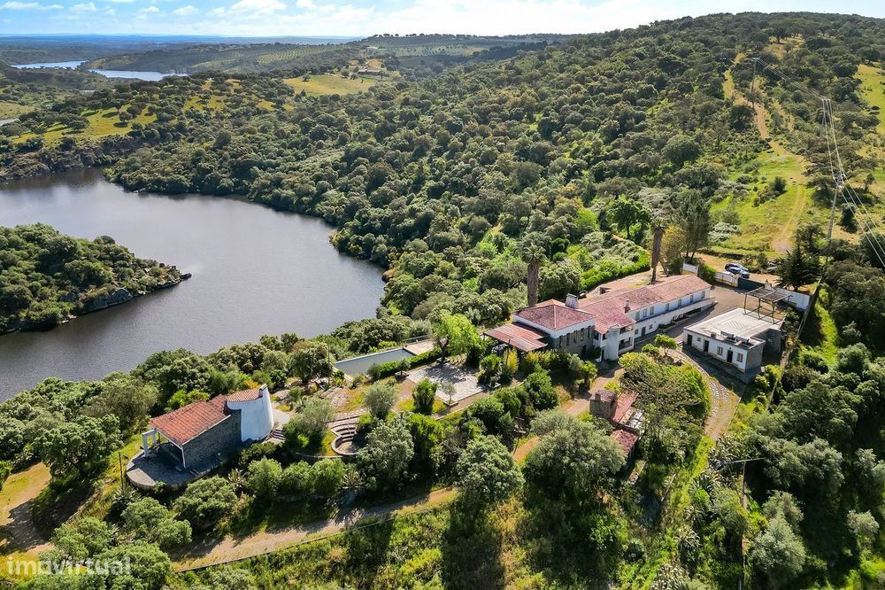 Monte Redondo, Avis - T9 com 3,1 hectares rodeado pela barragem do Mar