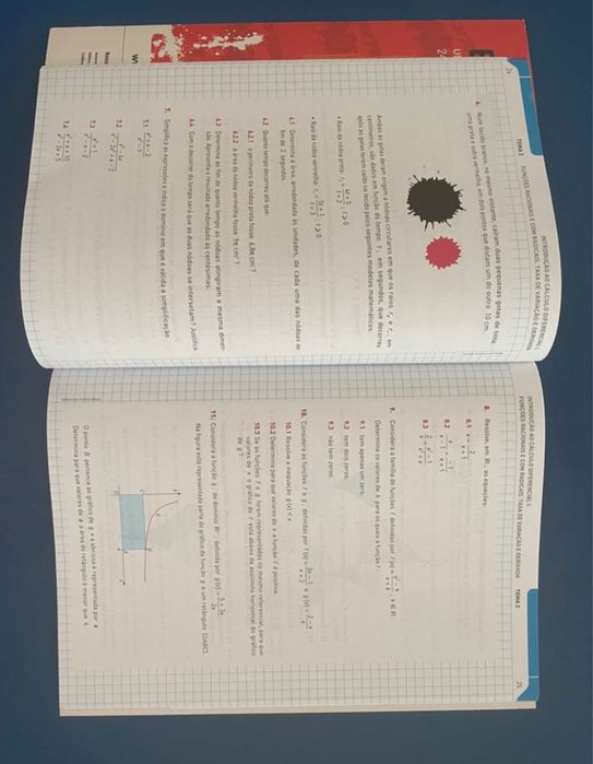 Caderno de atividades Novo Espaço 11° Matemática A
