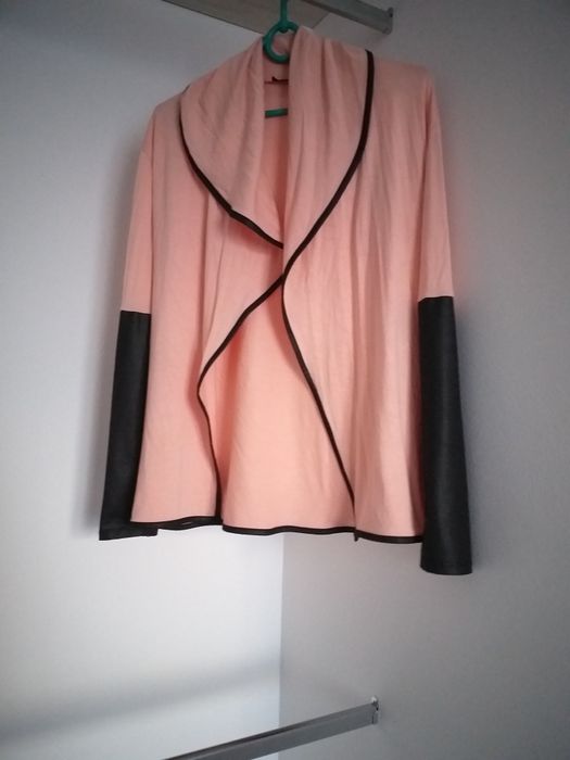 narzutka  z woskowanym rękawem