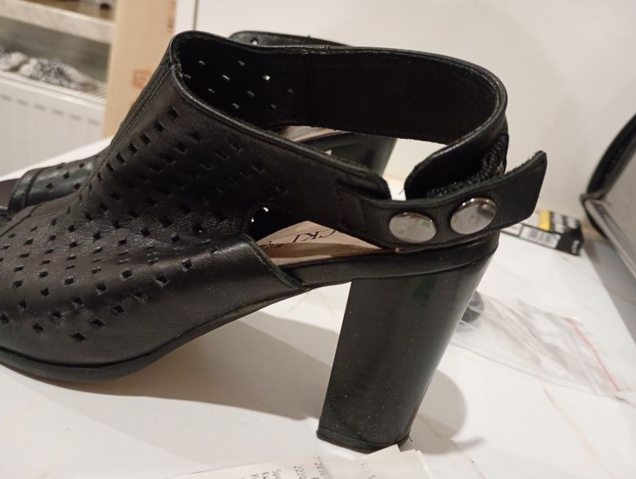 Buty na obcasie  Lasocki